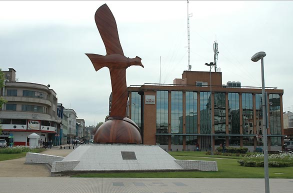 Plaza Espaa, edificio CGE - Concepcin