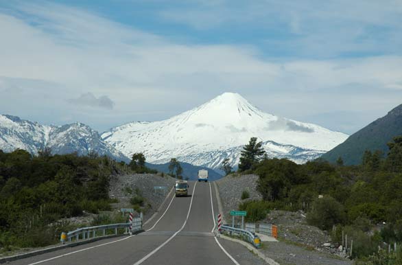 Vista del volcn Antuco - Los ngeles