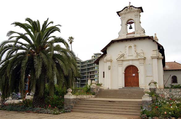 Iglesia Seora de las Mercedes - Papudo / Zapallar