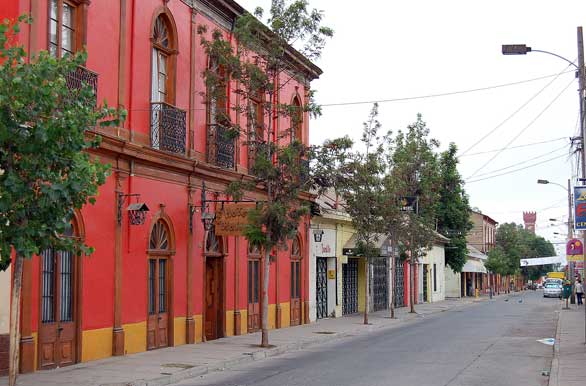 Colorida calle de Vicua - Vicua