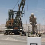 Monumento en la entrada a Chuquicamata