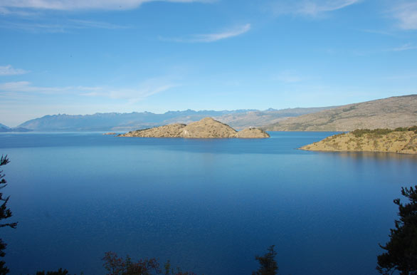 La inmensidad de un gigante - Chile Chico / Lago G. Carrera