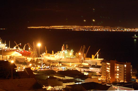 El puerto de noche - Coquimbo