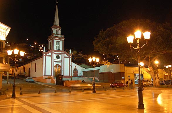 Iglesia de noche - Coquimbo