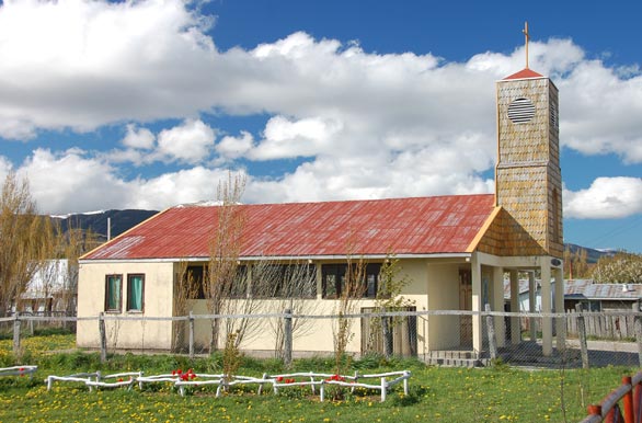 Templo en el Valle Simpson - Coyhaique