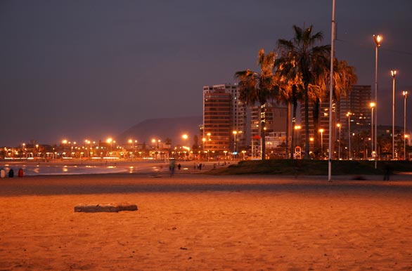 Playa nocturna - Iquique