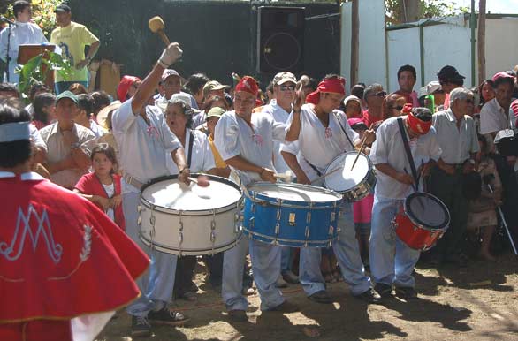 Msica en fiesta religiosa en Sotaqu - Ovalle