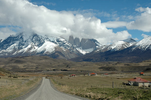 Camino al parque - Puerto Natales / Torres del Paine