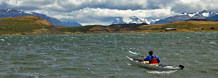 Remando en la laguna Azul - Puerto Natales / Torres del Paine