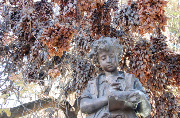 Escultura en el Cerro Santa Lucia - Santiago