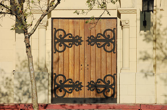 Puerta de la parroquia - Santiago