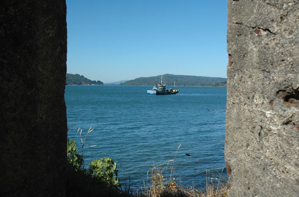 Castillo de Corral, ventan al ro - Valdivia
