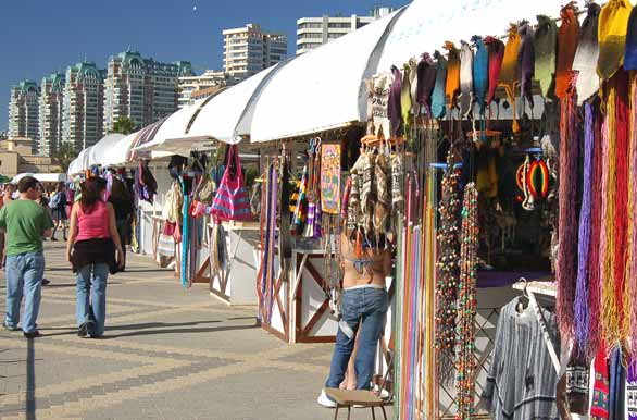 Feria artesanal en Playa Acapulco - Via del Mar